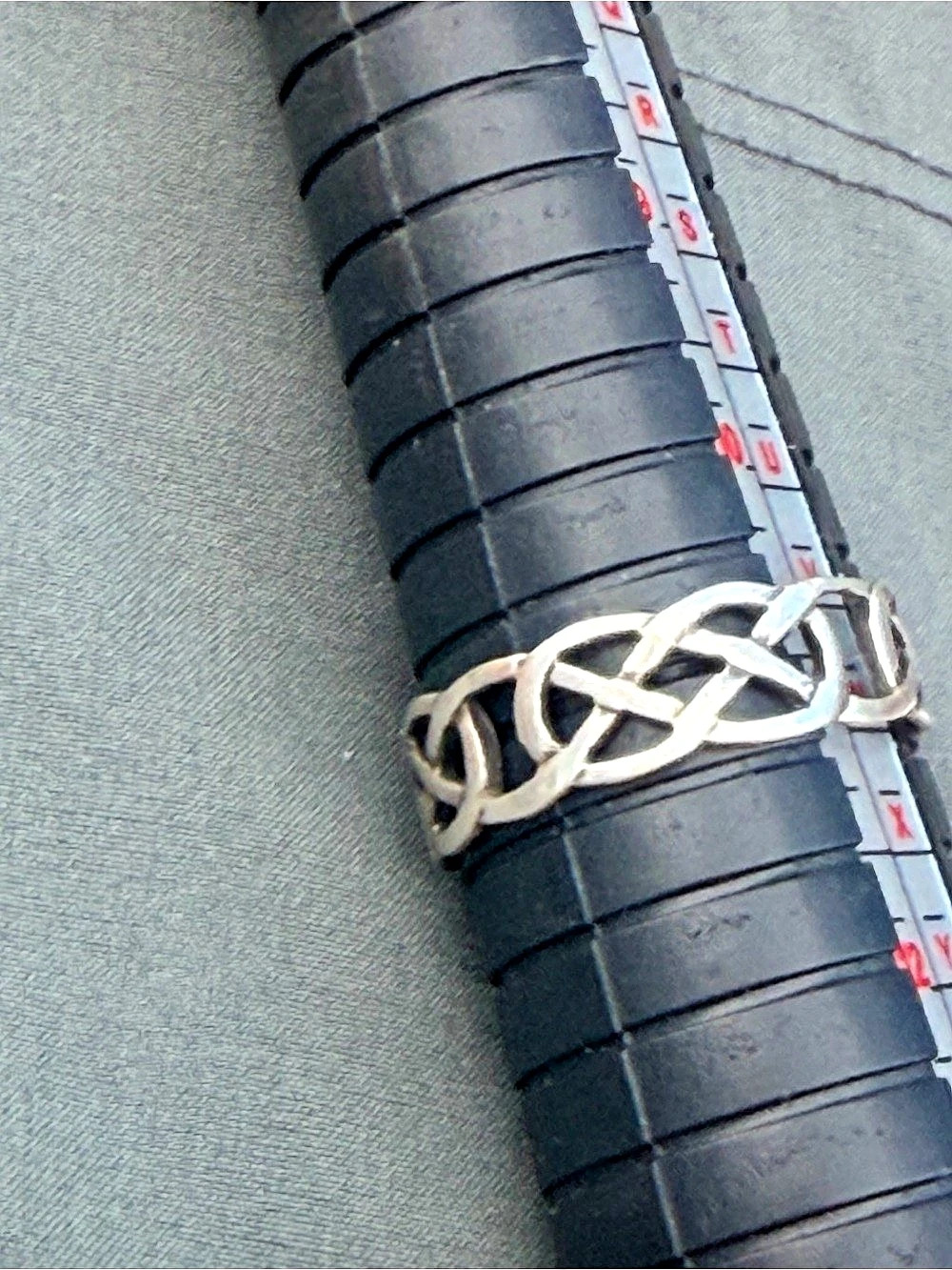 Vintage Sterling Silver Openwork Celtic Knot Design Band Ring Size 11 #401